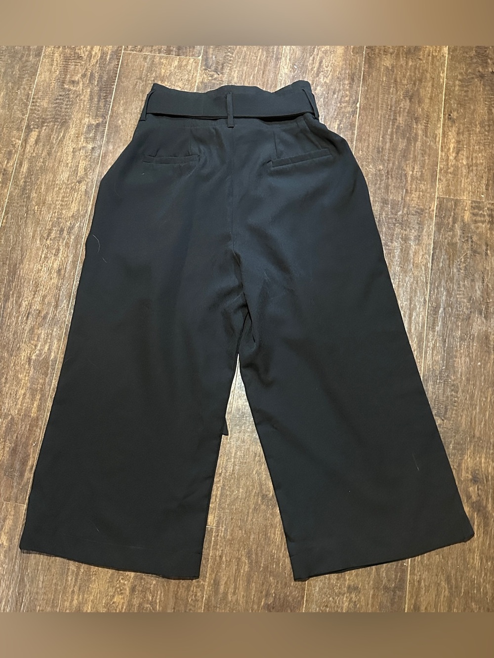 Boohoo Wide Leg Crop High Rise Black Pleated Pants with Belt Women’s 4 - Picture 3 of 5